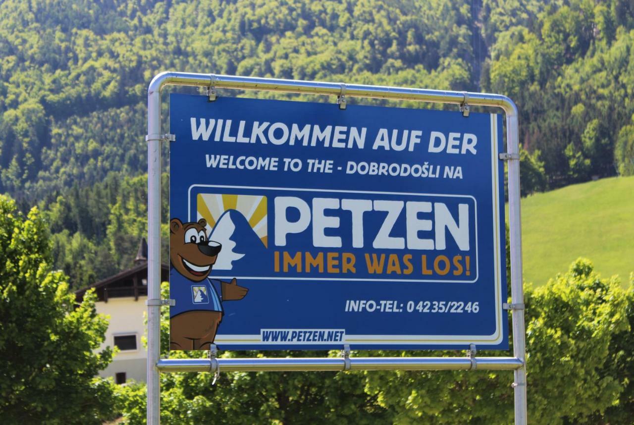 Chaletpark Petzen Feistritz ob Bleiburg 外观 照片